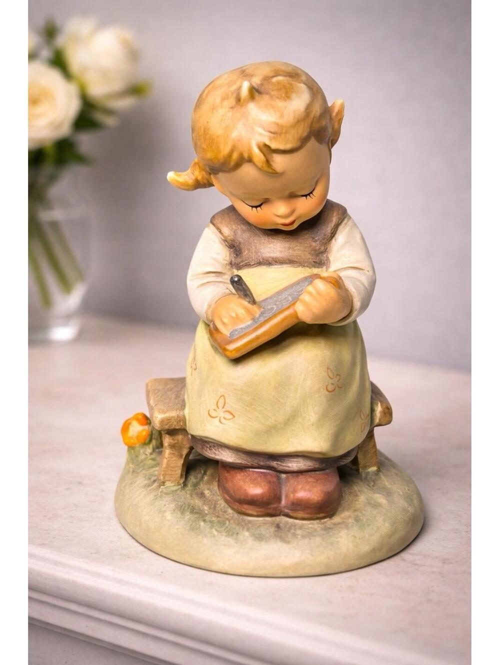 Hummel Goebel 1960s TMK-4 #367 Busy Student Porcelain Figurine, 2.75x4.5”